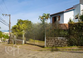 Foto 1 de Casa com 3 Quartos à venda, 245m² em Saco Grande, Florianópolis