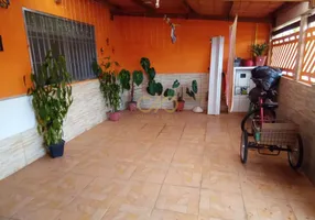 Foto 1 de Casa com 3 Quartos à venda, 70m² em Jardim Itapoan, Mongaguá