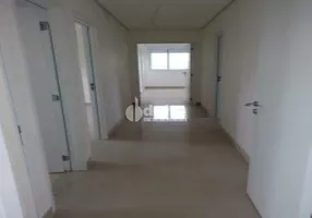 Foto 1 de Apartamento com 3 Quartos à venda, 135m² em Tubalina, Uberlândia