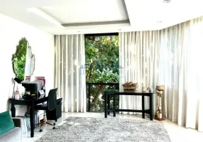 Foto 1 de Apartamento com 2 Quartos para alugar, 130m² em Barra da Tijuca, Rio de Janeiro