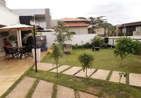 Foto 1 de Casa de Condomínio com 4 Quartos à venda, 225m² em , Rifaina