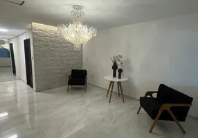 Foto 1 de Apartamento com 3 Quartos para alugar, 114m² em Umarizal, Belém
