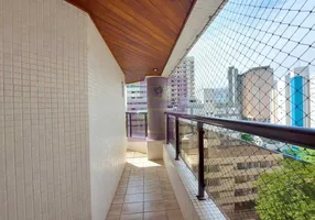 Foto 1 de Apartamento com 4 Quartos à venda, 120m² em Vila Alzira, Guarujá