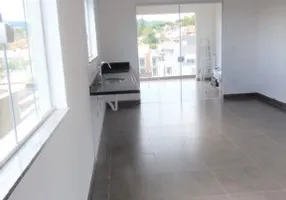 Foto 1 de Sobrado com 3 Quartos à venda, 130m² em Jardim do Lago, Atibaia