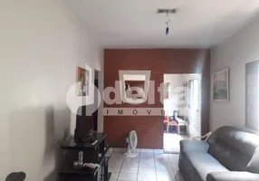 Foto 1 de Casa com 3 Quartos à venda, 120m² em Saraiva, Uberlândia