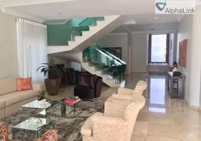 Foto 1 de Casa de Condomínio com 4 Quartos para venda ou aluguel, 500m² em Alphaville, Santana de Parnaíba