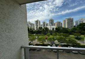 Foto 1 de Apartamento com 2 Quartos para alugar, 51m² em Barra da Tijuca, Rio de Janeiro