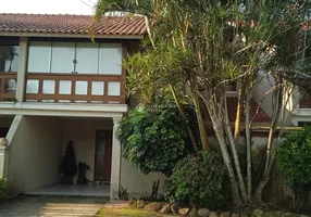 Foto 1 de Casa de Condomínio com 4 Quartos à venda, 300m² em Ipanema, Porto Alegre