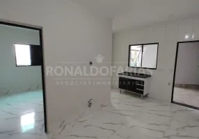 Foto 1 de Apartamento com 1 Quarto para alugar, 30m² em Interlagos, São Paulo