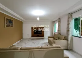 Foto 1 de Casa com 3 Quartos para venda ou aluguel, 239m² em Engordadouro, Jundiaí