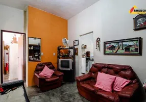 Foto 1 de Casa com 2 Quartos à venda, 65m² em Eldorado, Divinópolis