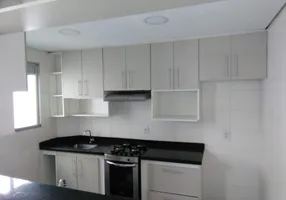 Foto 1 de Apartamento com 2 Quartos à venda, 43m² em Água Chata, Guarulhos