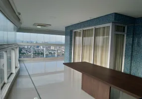 Foto 1 de Apartamento com 4 Quartos para venda ou aluguel, 255m² em Aparecida, Santos