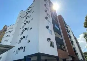 Foto 1 de Apartamento com 2 Quartos para alugar, 74m² em Saguaçú, Joinville