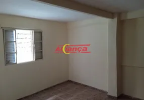 Foto 1 de Casa com 1 Quarto para alugar, 35m² em Jardim Almeida Prado, Guarulhos