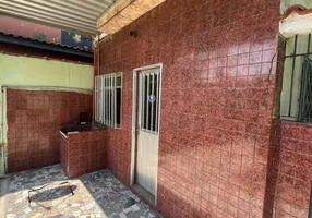 Foto 1 de Casa com 1 Quarto para alugar, 40m² em Coelho da Rocha, São João de Meriti