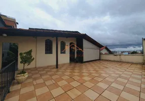 Foto 1 de Casa com 4 Quartos à venda, 360m² em Glória, Contagem