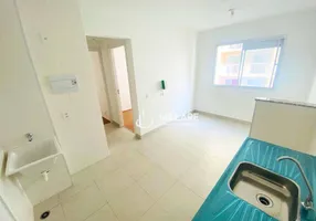 Foto 1 de Apartamento com 2 Quartos para alugar, 32m² em Vila Ema, São Paulo