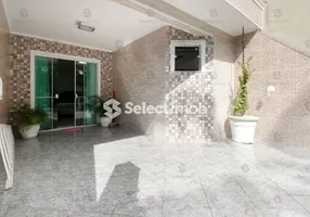 Foto 1 de Sobrado com 3 Quartos à venda, 244m² em Jardim Pedroso, Mauá