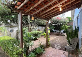 Foto 1 de Casa com 3 Quartos à venda, 263m² em Prado, Recife