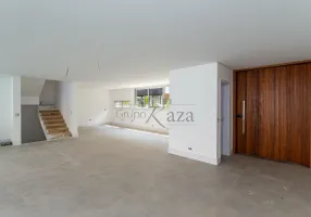 Foto 1 de Casa de Condomínio com 4 Quartos à venda, 450m² em Santo Amaro, São Paulo