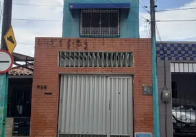Foto 1 de Casa com 3 Quartos à venda, 120m² em Aerolândia, Fortaleza