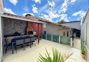Foto 1 de Casa com 3 Quartos à venda, 120m² em Rio Branco, Belo Horizonte