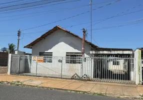 Foto 1 de Casa com 3 Quartos à venda, 350m² em Santa Helena, Araguari