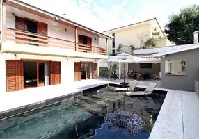 Foto 1 de Casa com 5 Quartos à venda, 426m² em Alto de Pinheiros, São Paulo
