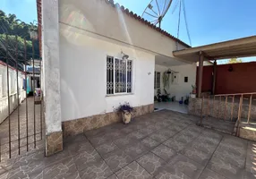 Foto 1 de Casa com 4 Quartos à venda, 140m² em São Sebastiao, Volta Redonda
