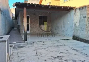 Foto 1 de Casa de Condomínio com 2 Quartos à venda, 100m² em Bangu, Rio de Janeiro