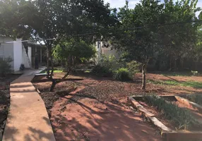 Foto 1 de Fazenda/Sítio com 3 Quartos à venda, 350m² em Morada dos Pássaros, Uberlândia