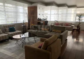 Foto 1 de Apartamento com 4 Quartos à venda, 263m² em Santa Cecília, São Paulo