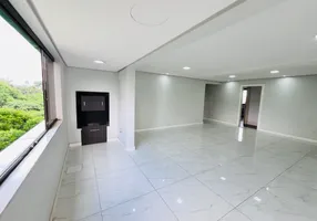 Foto 1 de Apartamento com 3 Quartos para alugar, 180m² em Centro, Canoas