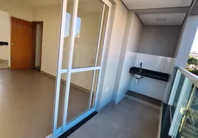 Foto 1 de Apartamento com 2 Quartos à venda, 70m² em Jardim Finotti, Uberlândia