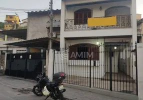 Foto 1 de Casa com 4 Quartos à venda, 300m² em Barro Vermelho, São Gonçalo