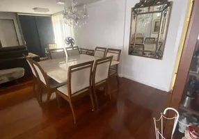 Foto 1 de Apartamento com 3 Quartos para venda ou aluguel, 165m² em Centro, Macaé