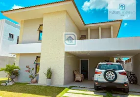 Foto 1 de Casa de Condomínio com 4 Quartos para alugar, 215m² em Centro, Eusébio