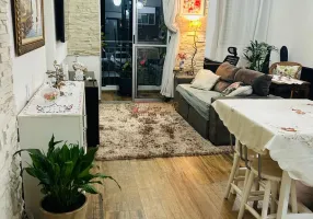 Foto 1 de Apartamento com 2 Quartos à venda, 66m² em Vila Liviero, São Paulo