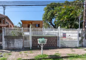 Foto 1 de Casa com 2 Quartos à venda, 53m² em Espiríto Santo, Porto Alegre