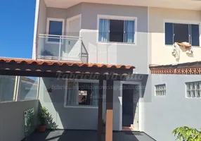 Foto 1 de Casa com 2 Quartos à venda, 65m² em Forquilhas, São José