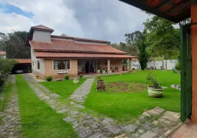 Foto 1 de Fazenda/Sítio com 5 Quartos à venda, 342m² em Mantiqueira, Mairiporã