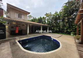 Foto 1 de Casa de Condomínio com 3 Quartos para venda ou aluguel, 258m² em Alphaville, Santana de Parnaíba