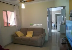 Foto 1 de Casa com 2 Quartos à venda, 143m² em Jardim Santa Cecilia, Taboão da Serra