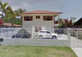 Foto 1 de Casa com 7 Quartos à venda, 238m² em Canasvieiras, Florianópolis