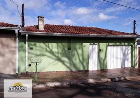 Foto 1 de Casa com 3 Quartos à venda, 123m² em Centro, São Simão