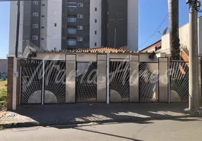 Foto 1 de Casa com 3 Quartos para alugar, 180m² em Centro, São Carlos