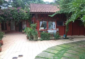 Foto 1 de Casa com 3 Quartos à venda, 363m² em Jardim Salete, Taboão da Serra