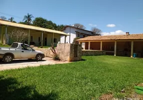 Foto 1 de Fazenda/Sítio com 3 Quartos à venda, 350m² em Costao, Santa Branca