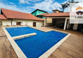 Foto 1 de Casa de Condomínio com 4 Quartos à venda, 481m² em Parque Dom Henrique, Cotia